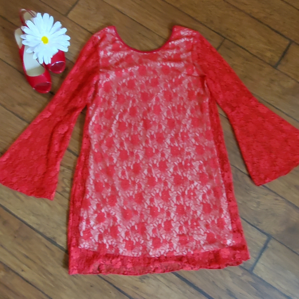 Red lace dress w/cream lining. Bell sleeves. Sz 3X